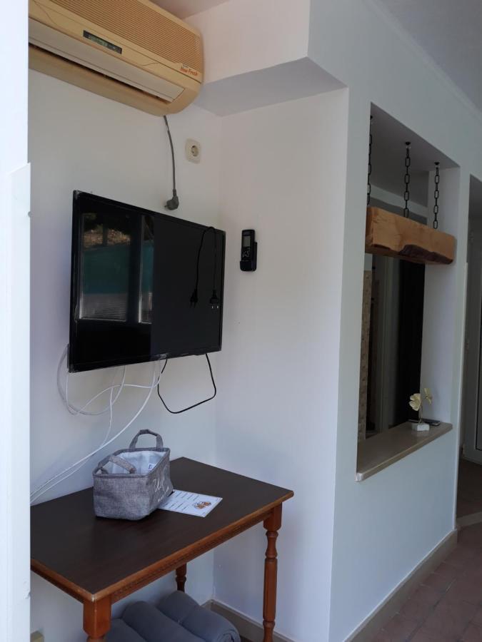 Ljudmila Doo Apartment Banjole Bagian luar foto